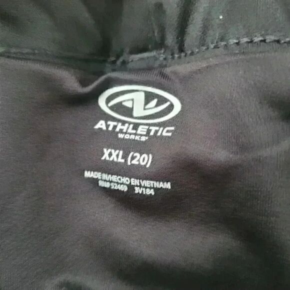 Athletic Works Dri-Works Women's Black Nylon Running Shorts w Brief NEW NWT - Picture 9 of 10